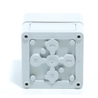Polycarbonat-Gehäuse 6STK pro Verpackungseinheit  Neu geöffnete OVP